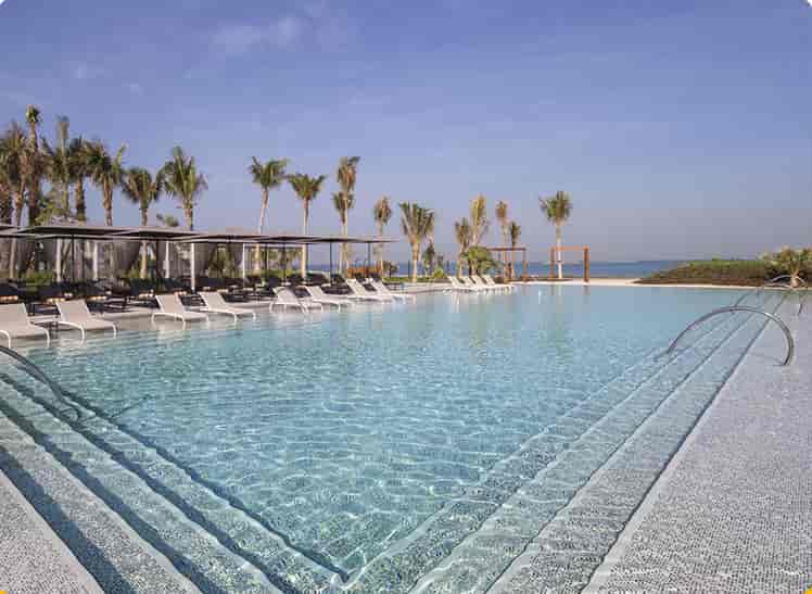 Caesars Resort Bluewaters Dubai